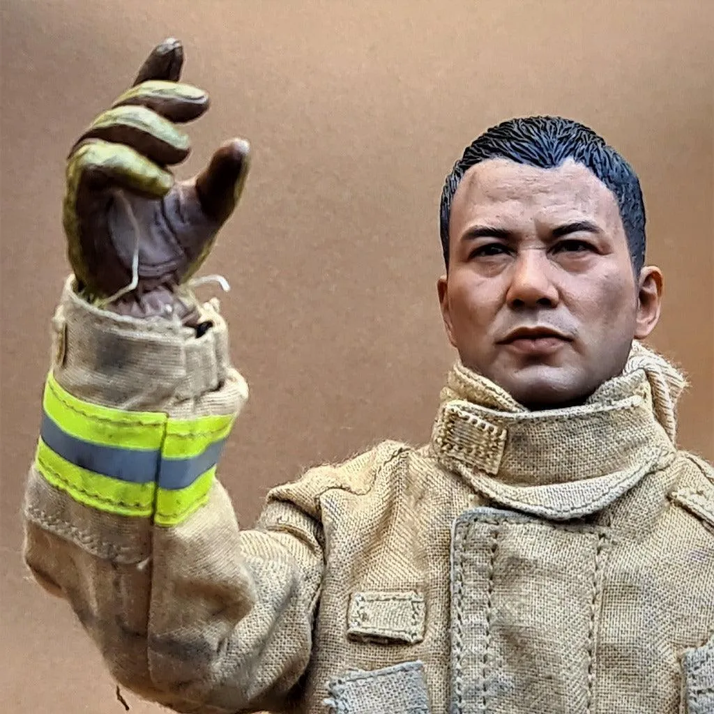 1/6 Principal Fireman: Lee Pui-To