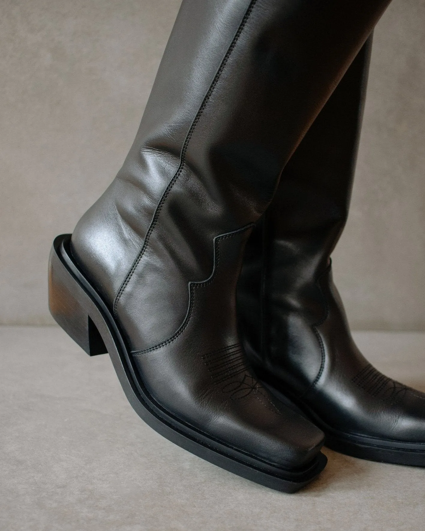 Alohas - Cattle High Boot in Black Leather