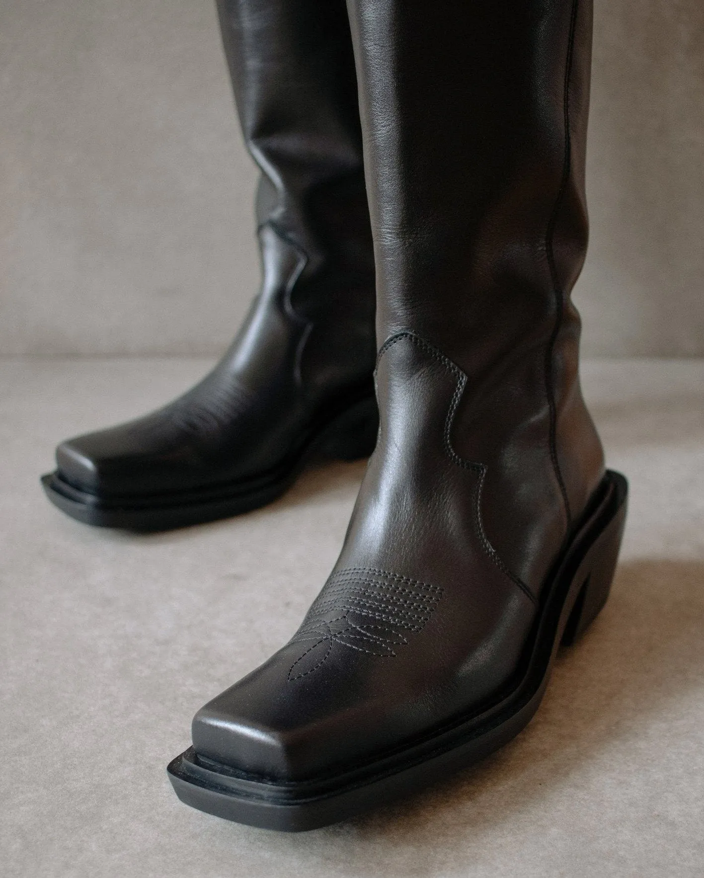 Alohas - Cattle High Boot in Black Leather