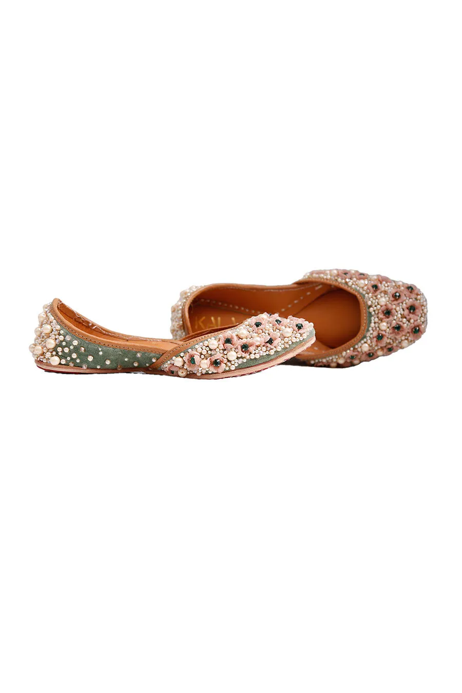 Green & Peach Radiant Spirit Embroidered Jutti