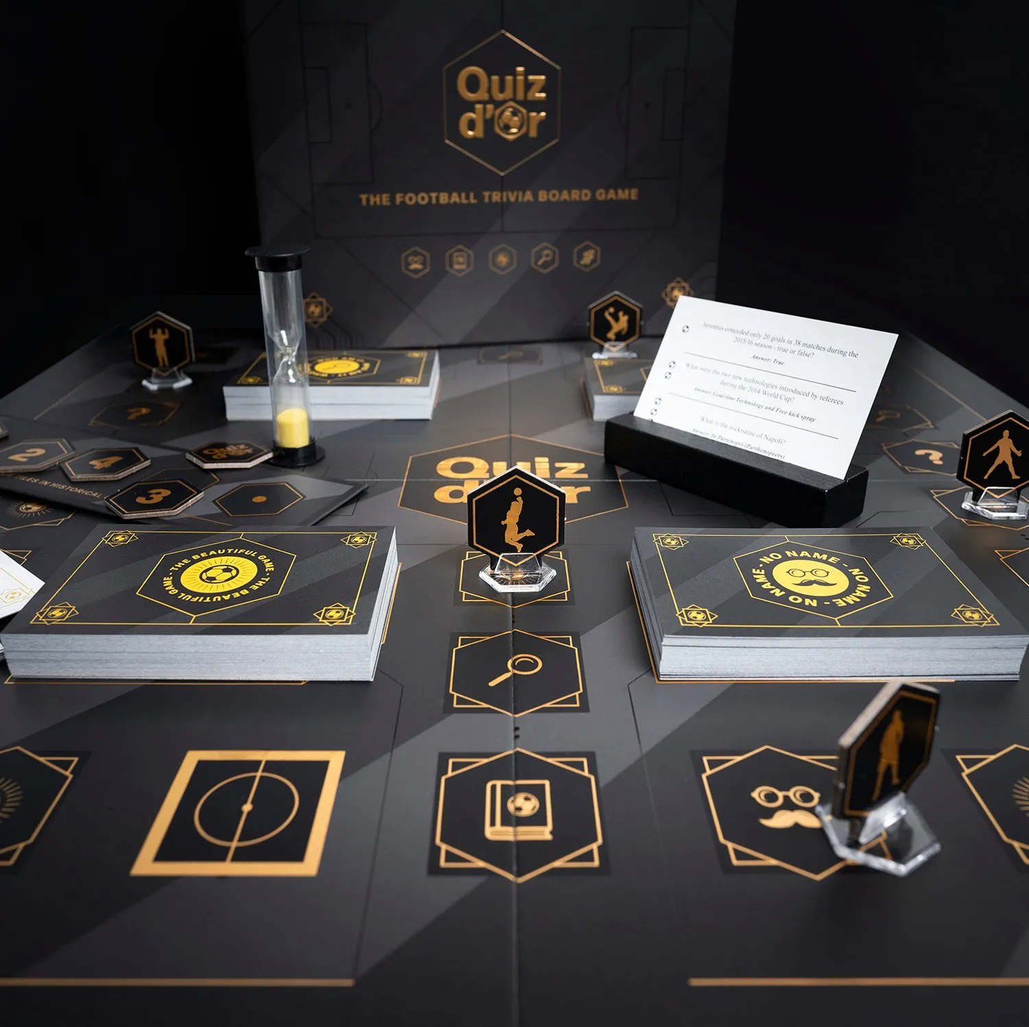 Quiz d'Or - The Football Trivia Board Game